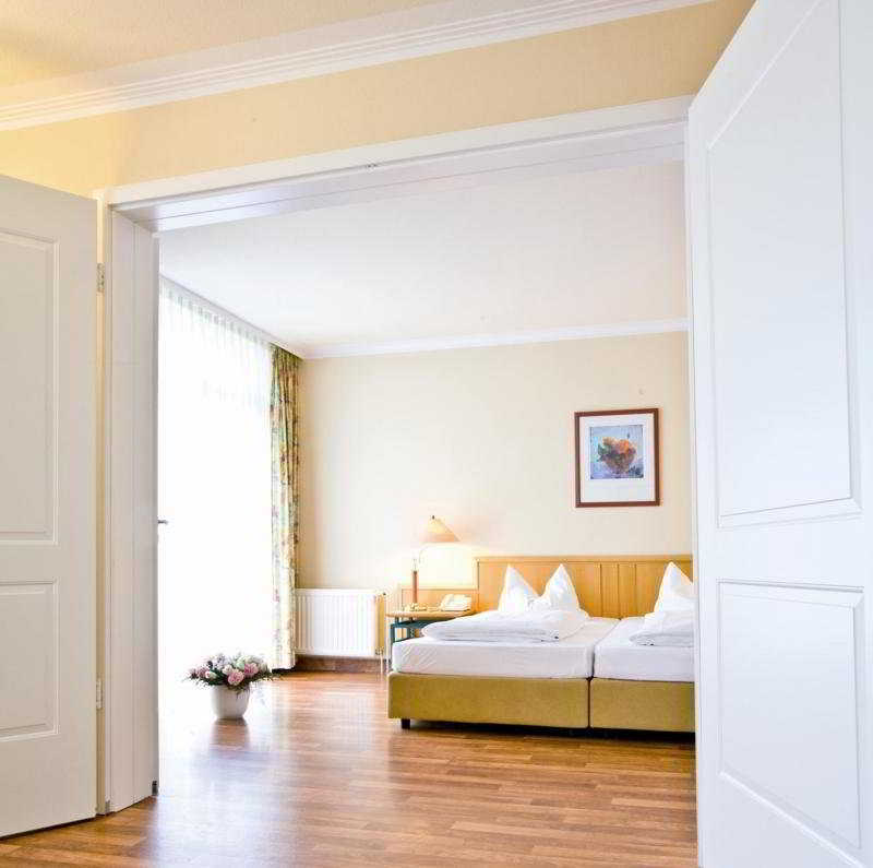 Seehotel Grossherzog Von Mecklenburg Boltenhagen (Ostseebad) Exterior foto