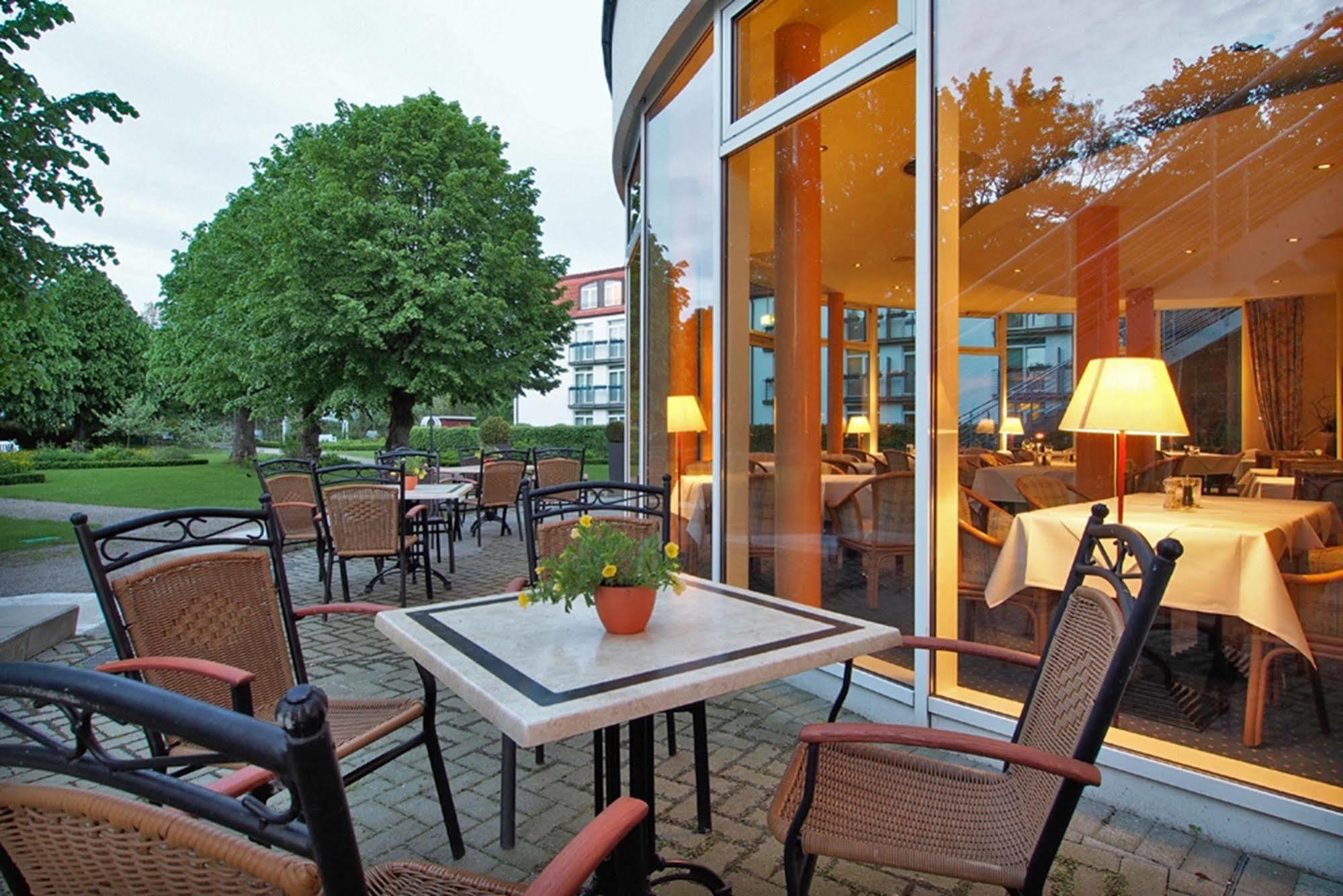 Seehotel Grossherzog Von Mecklenburg Boltenhagen (Ostseebad) Exterior foto